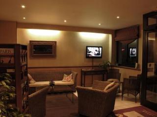 Carladez Cambronne Hotel Parijs